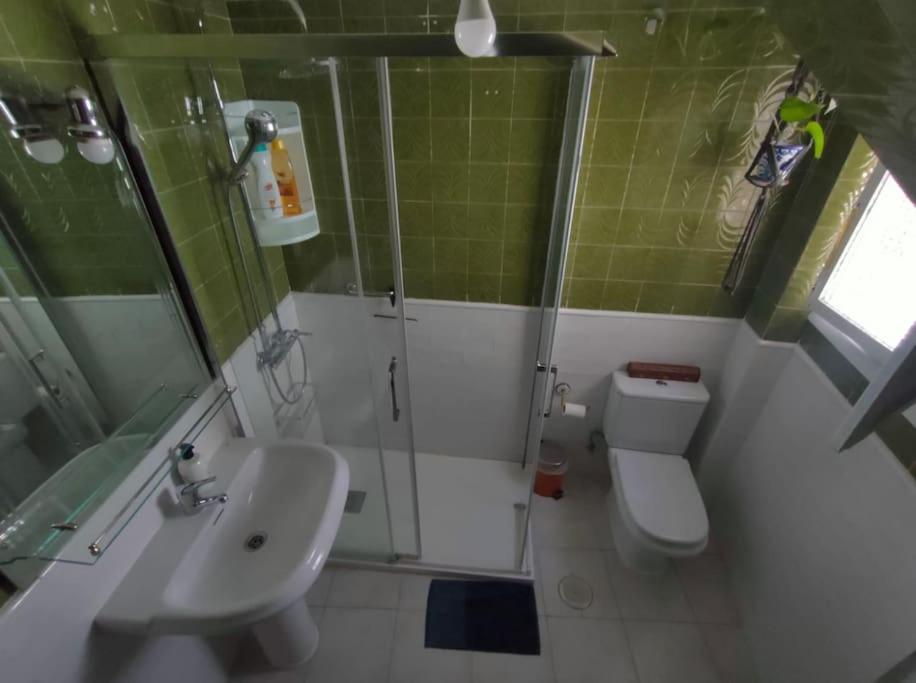 Cosy House, Sunny Terrace, Amazing Views & Outdoor Bathtub! Сasa de vacaciones