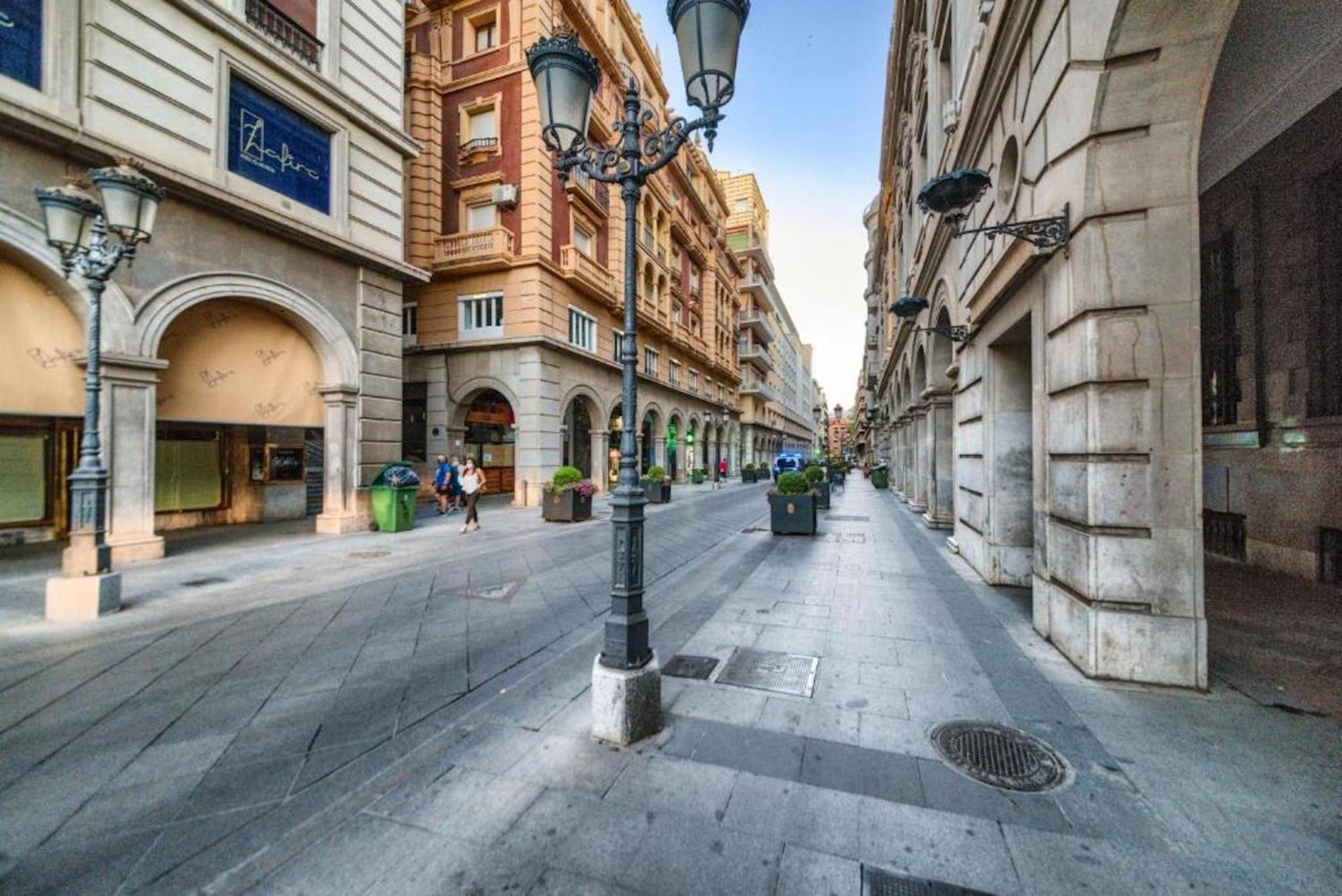 Apartamento En Casco Historico Con Terraza Comunitaria Y Parking Opcional
