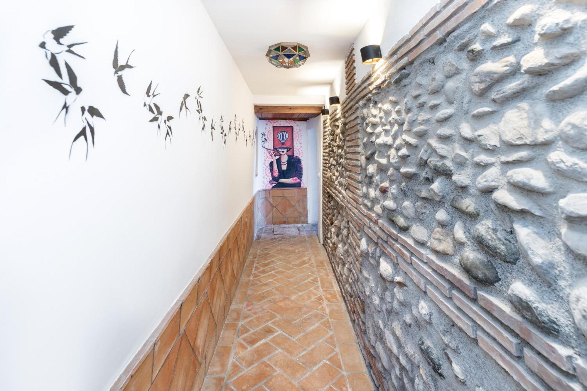 Apartment - Pinksparrow -