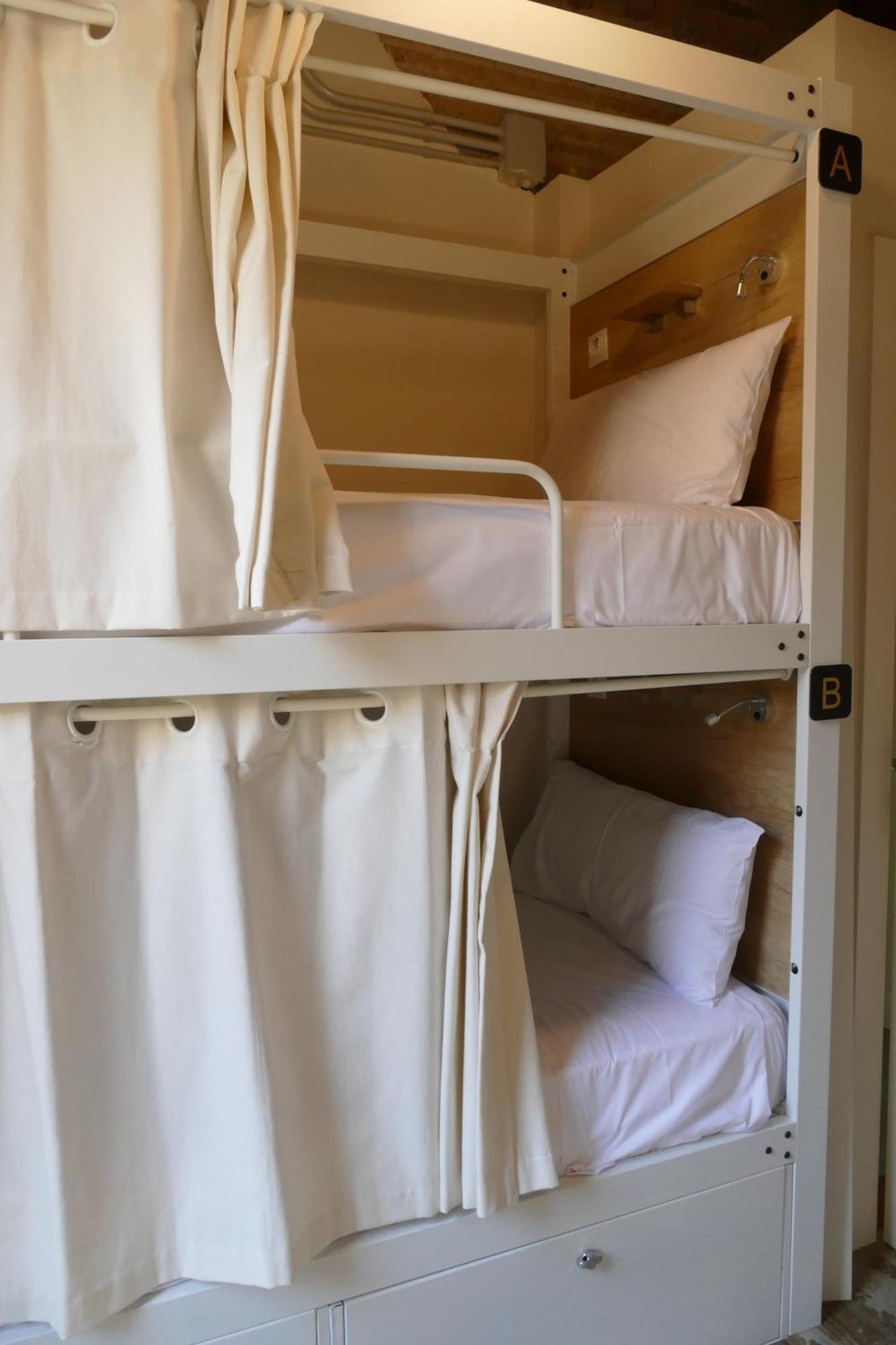 Hostel 4u Granada