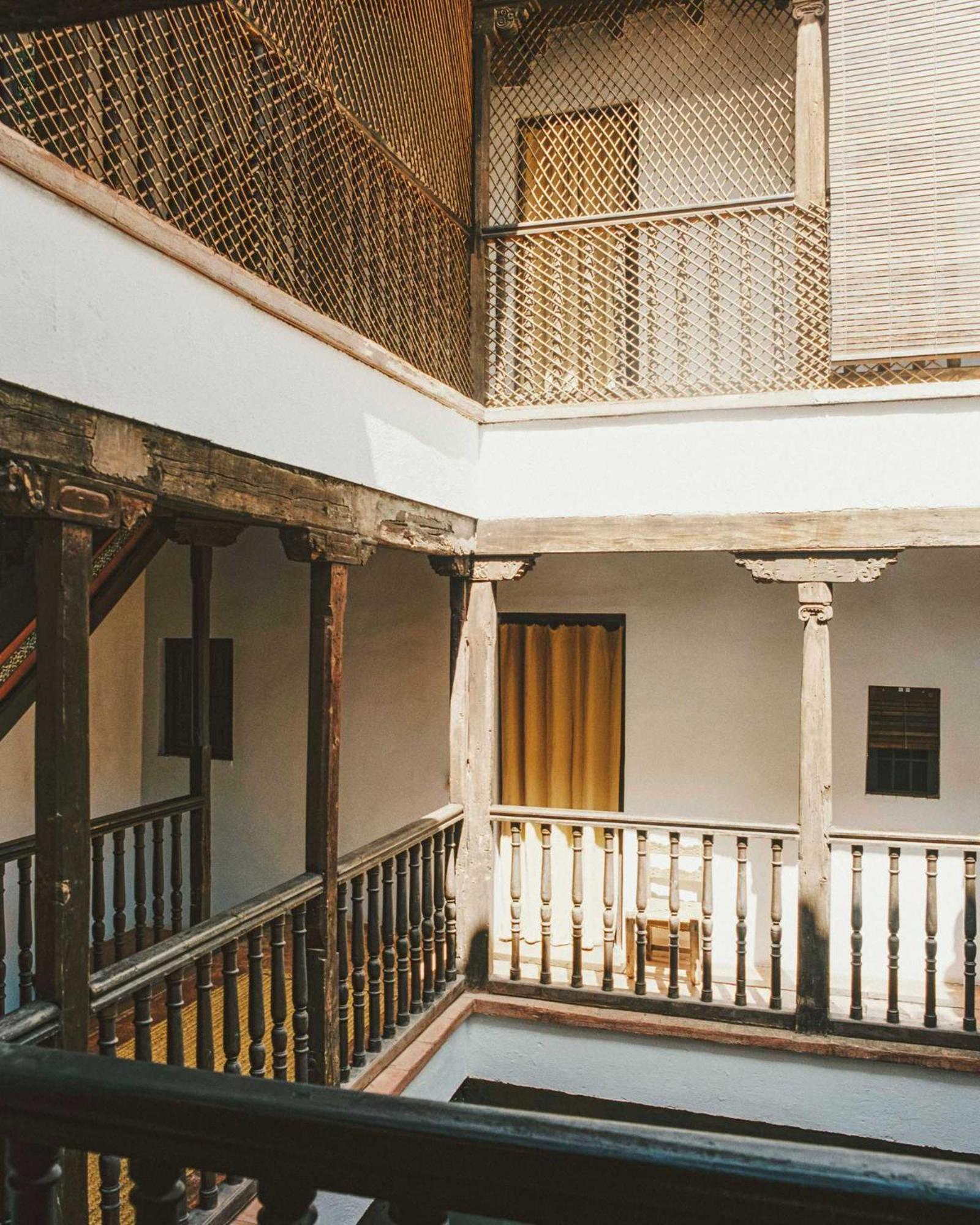 Historic Riad Alhambra Townhouse Granada