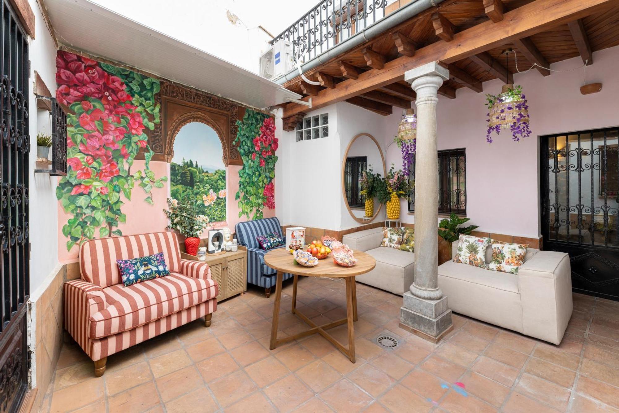 Apartment - Pinksparrow -