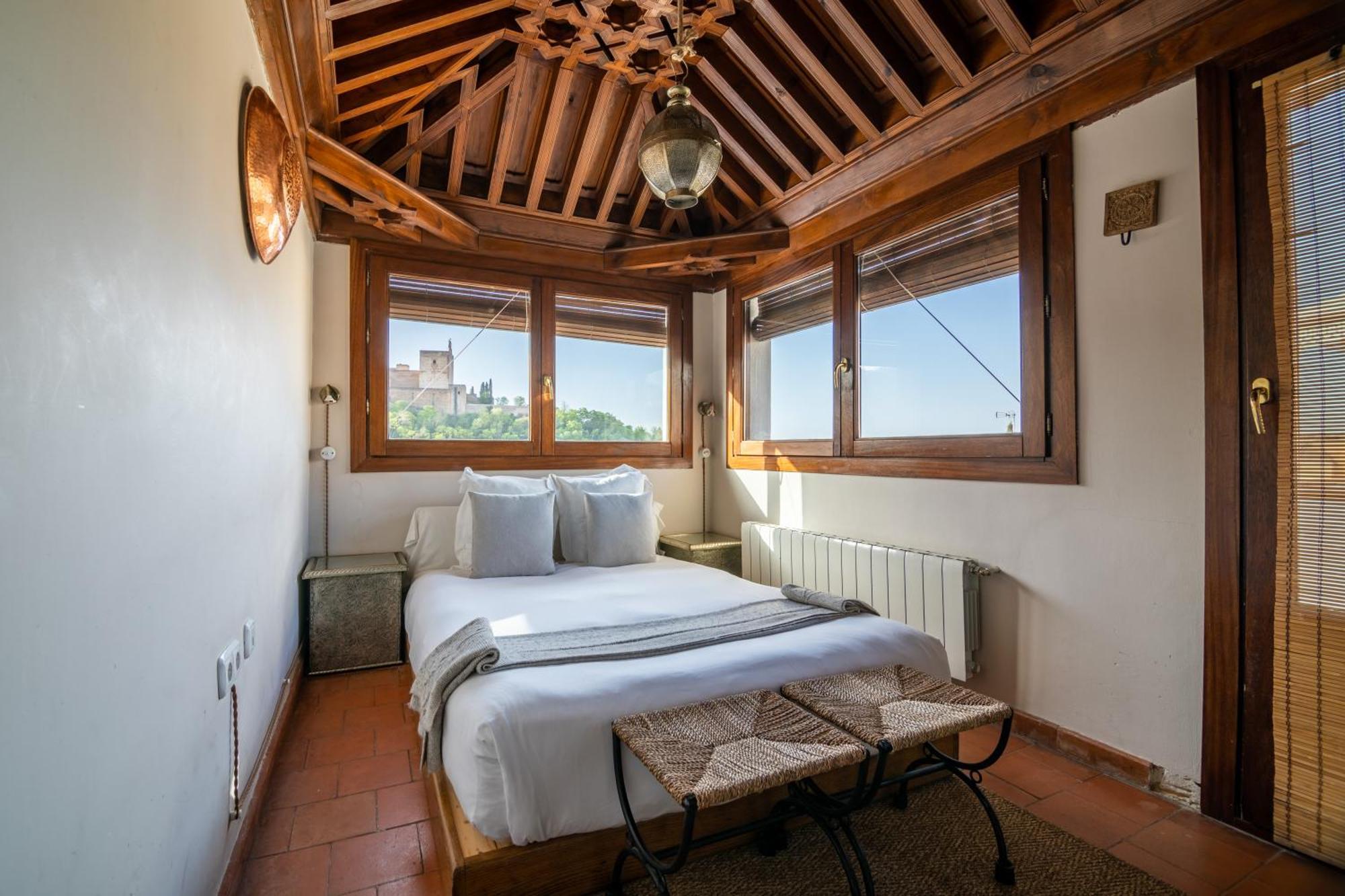 Casa Bombo 3*