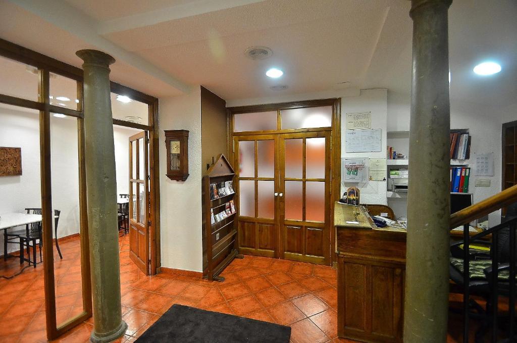 Gasthuis Residencia Ziri *