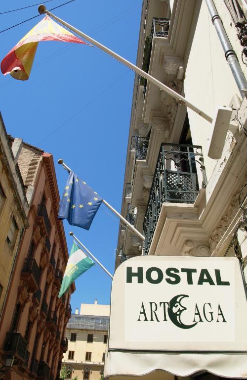 Pensión Arteaga Hostal&baños Arabes Elvira Granada