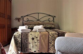 Pension Venecia Gomerez