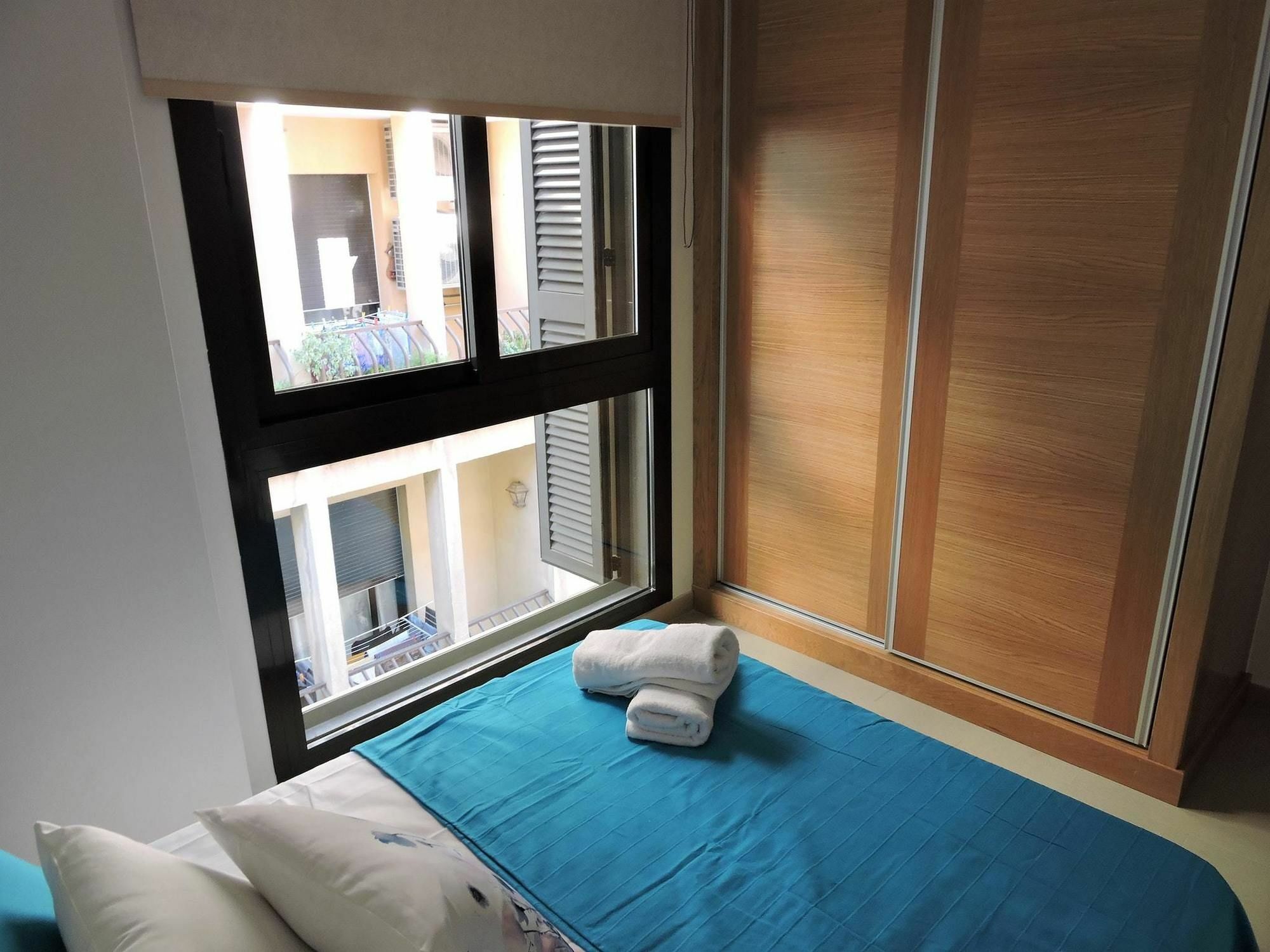 With 2 Bedrooms In Granada, With Wonderful View And Wif