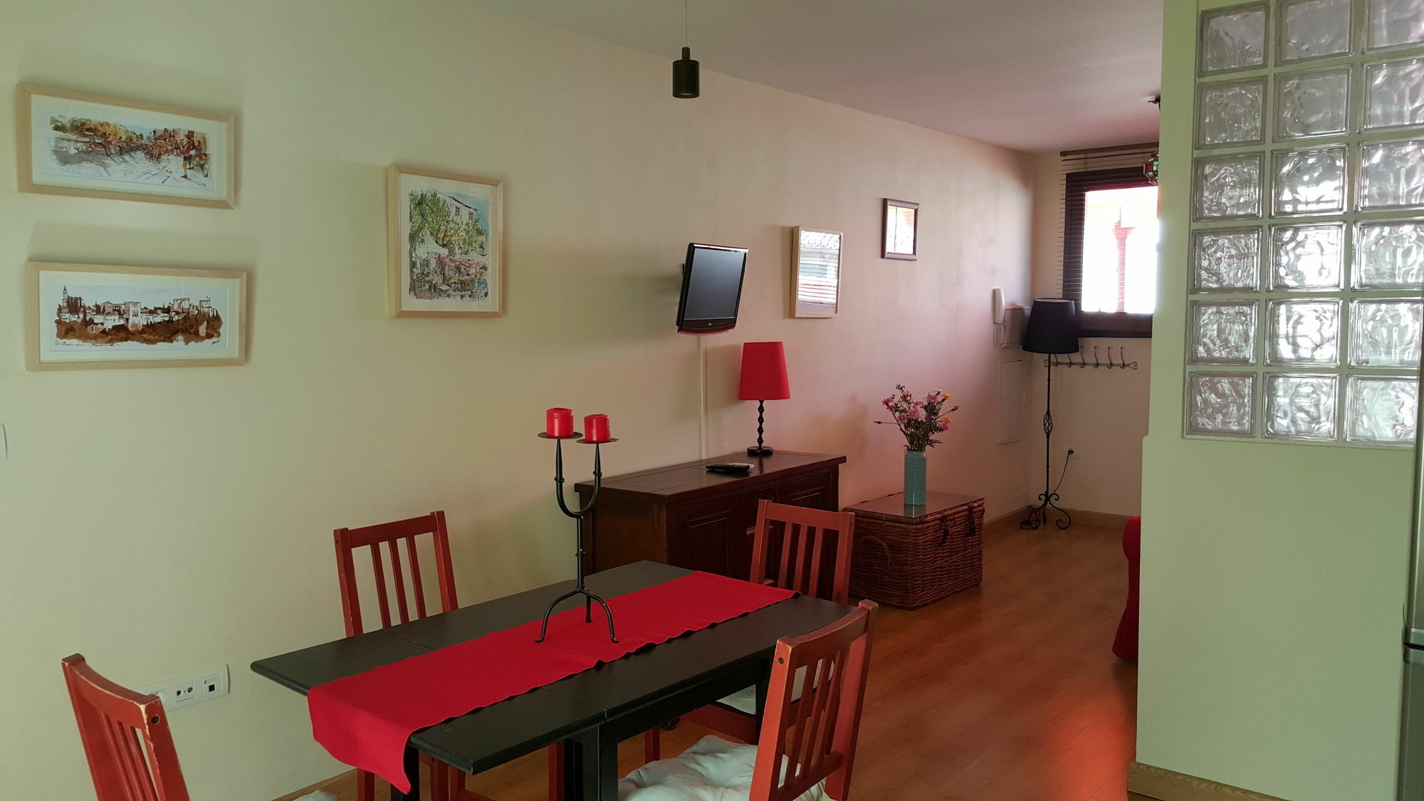 Hostal El Granado *