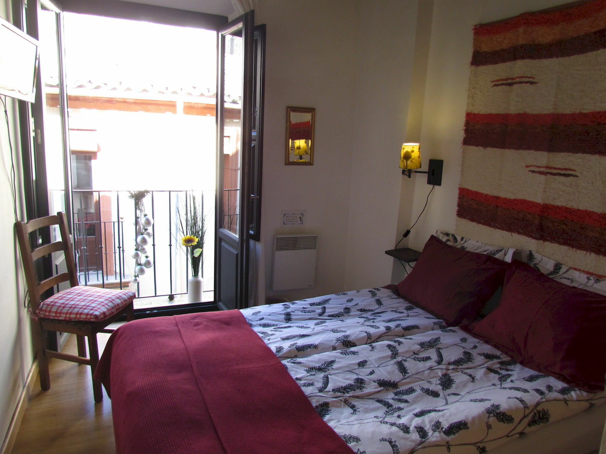 Hostal El Granado *