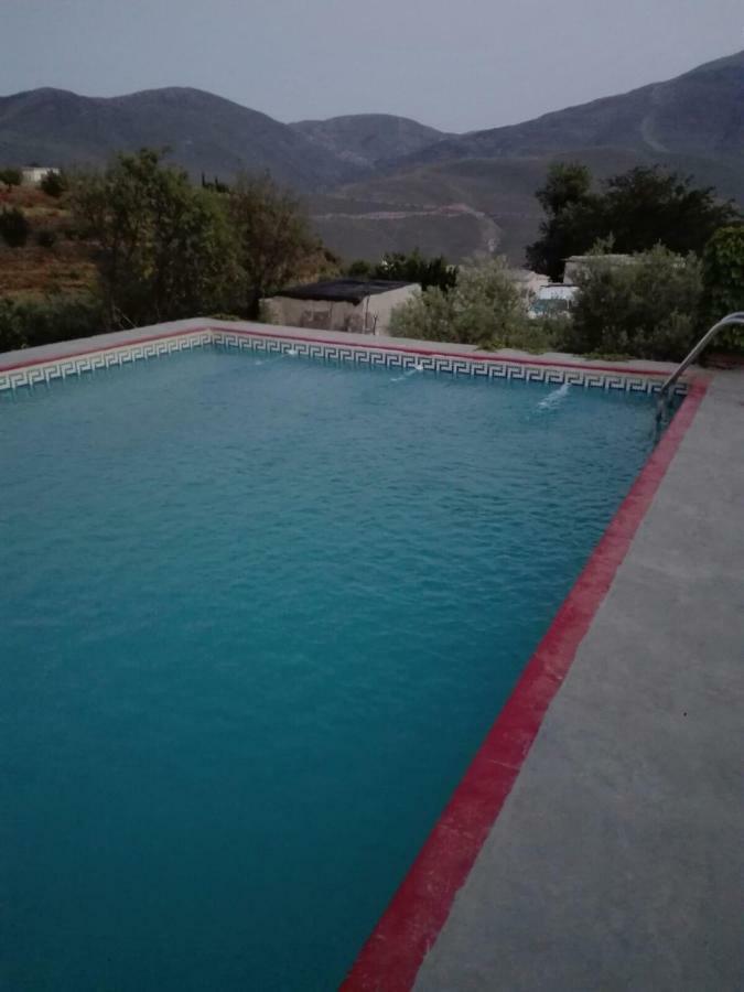 Nhà ở miền quê Cortijo El Cerrillo