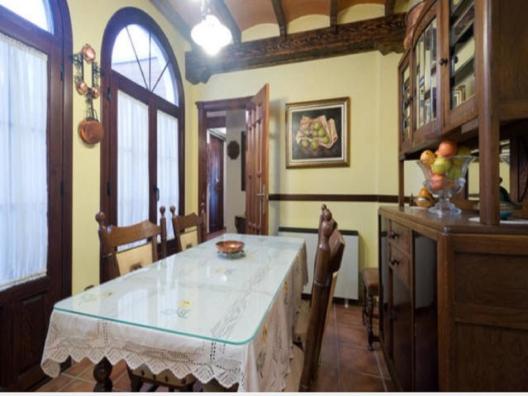 With 3 Bedrooms In Granada, With Wonderful View, Balcon Apartment