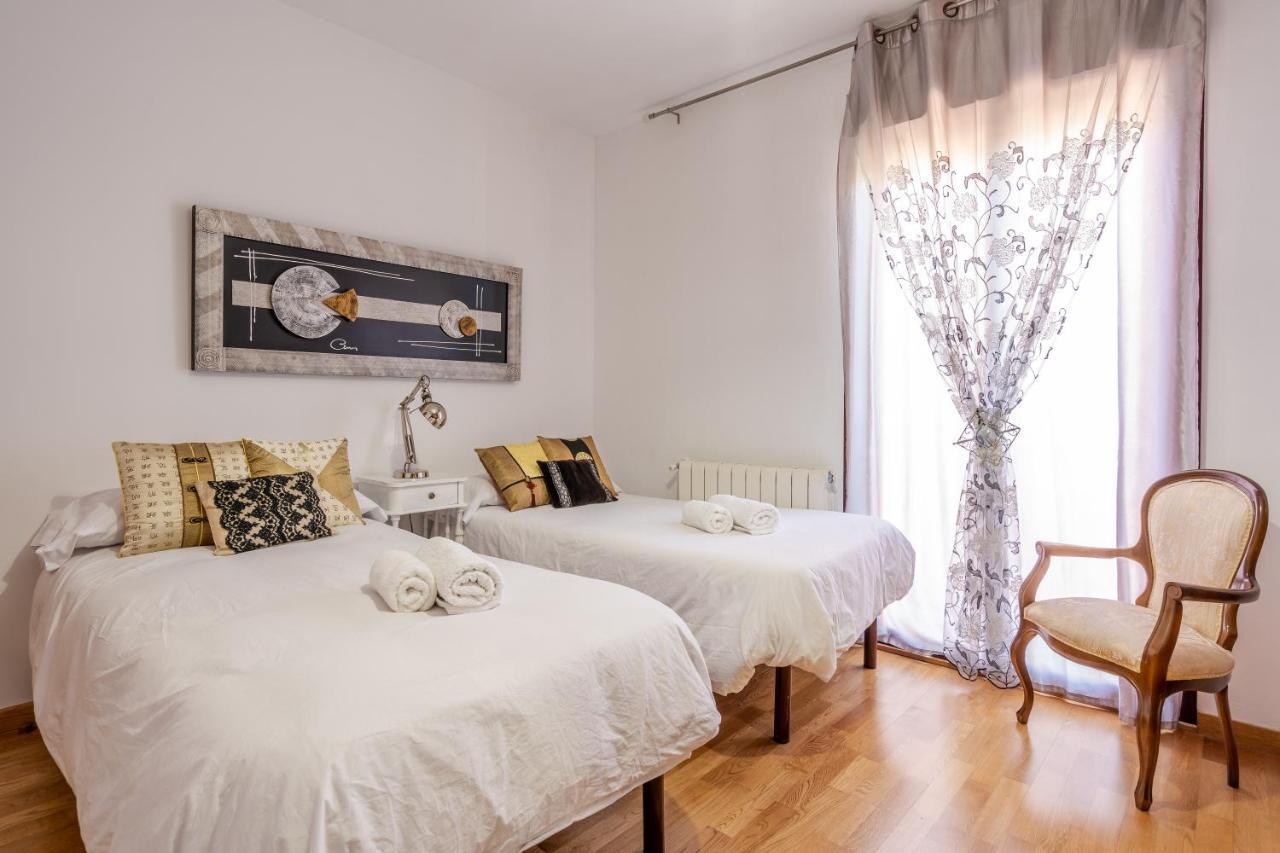 Urbanizacion De Lujo, Piscina, Padel, Garage Apartment Granada