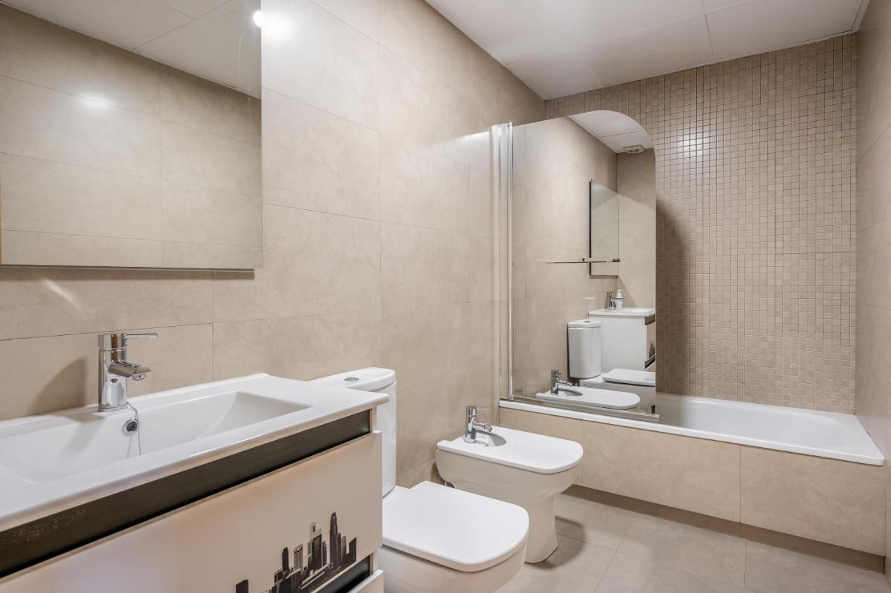 Urbanizacion De Lujo, Piscina, Padel, Garage Apartment *