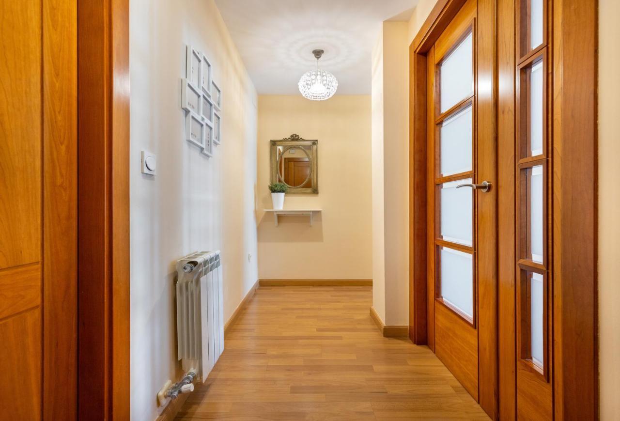 Apartamento Cris Ii,emir 1-piscina Gym & Parking, Parque De Las Ciencias *