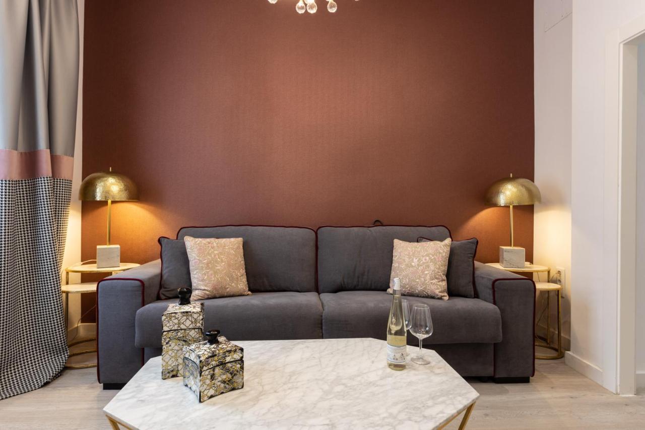 Bibo Plaza Nueva Apartment