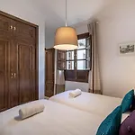 Bns Dauro Suites