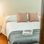 Tuguest San Cecilio Apartment