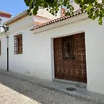 La Casita De San Nicolas