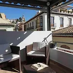 Tuguest Santa Paula Apartments