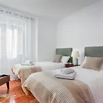 Genteel Home Atico Gran Capitan