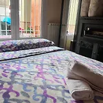 Casa Ideal Familias Y Grupos Con Balcones Exterior Soleada Patios Cerca Alhambra, Sierra Nevada, Rio Genil, Lancha Del Genil, Parque Llano Y Reloj Del Sol Con Barbacoas, Campo De Futbol, Circuito Gimnasia