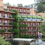 Los Angeles Hotel & Spa