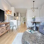 Genteel Home Amira