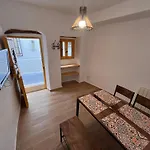 Alicia\'S House