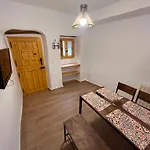 Alicia\'S House