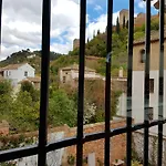 Palacio Del Cobertizo De Santa Ines