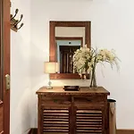 Home4U, Lavadero