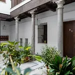 Meraki Suites Dauro