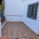 Casa cerca del centro con zonas de parking gratis