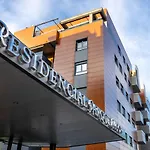 Apartamento Forum-Ciencias Con Piscina, Gym & Parking