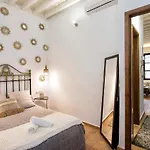 La Corrala De La Catedral By Apolo Homes