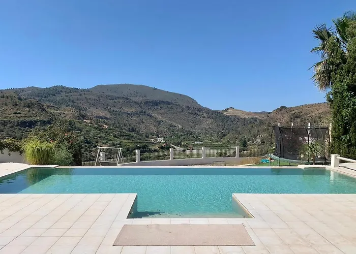 Casa Sierra, A Stunning Spanish Rural Retreat