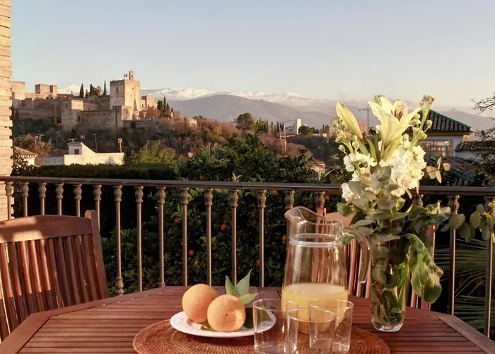 Chezmoihomes Exclusive Villa Alhambra. Stunning views
