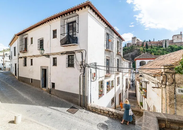 Reyes Albaicin