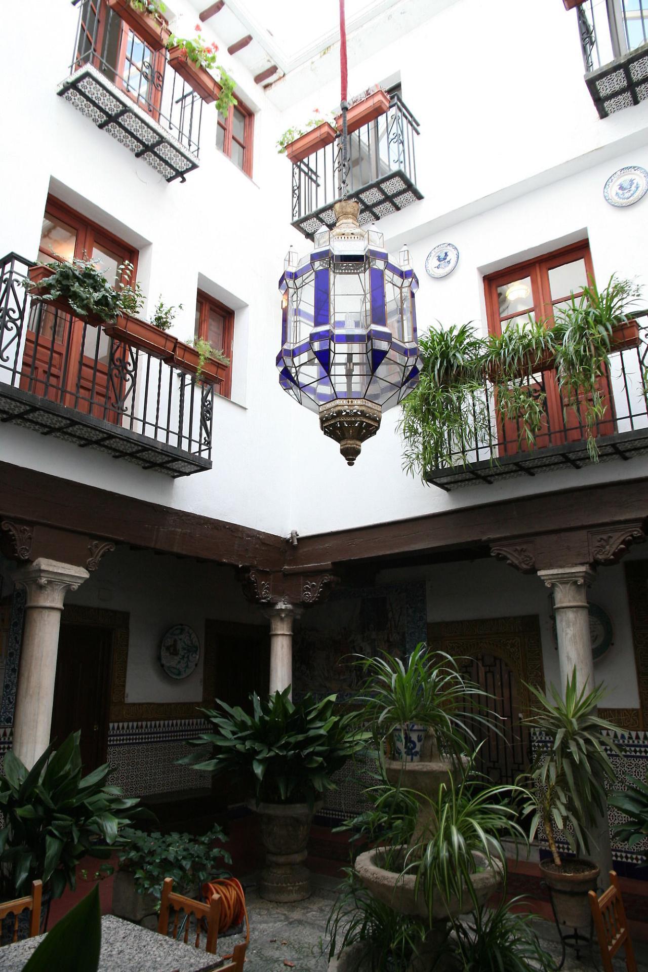 San Joaquin Guest house 2*