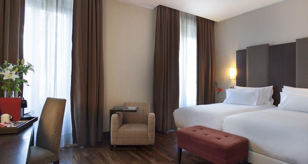 Hotel Nh Collection Victoria Granada
