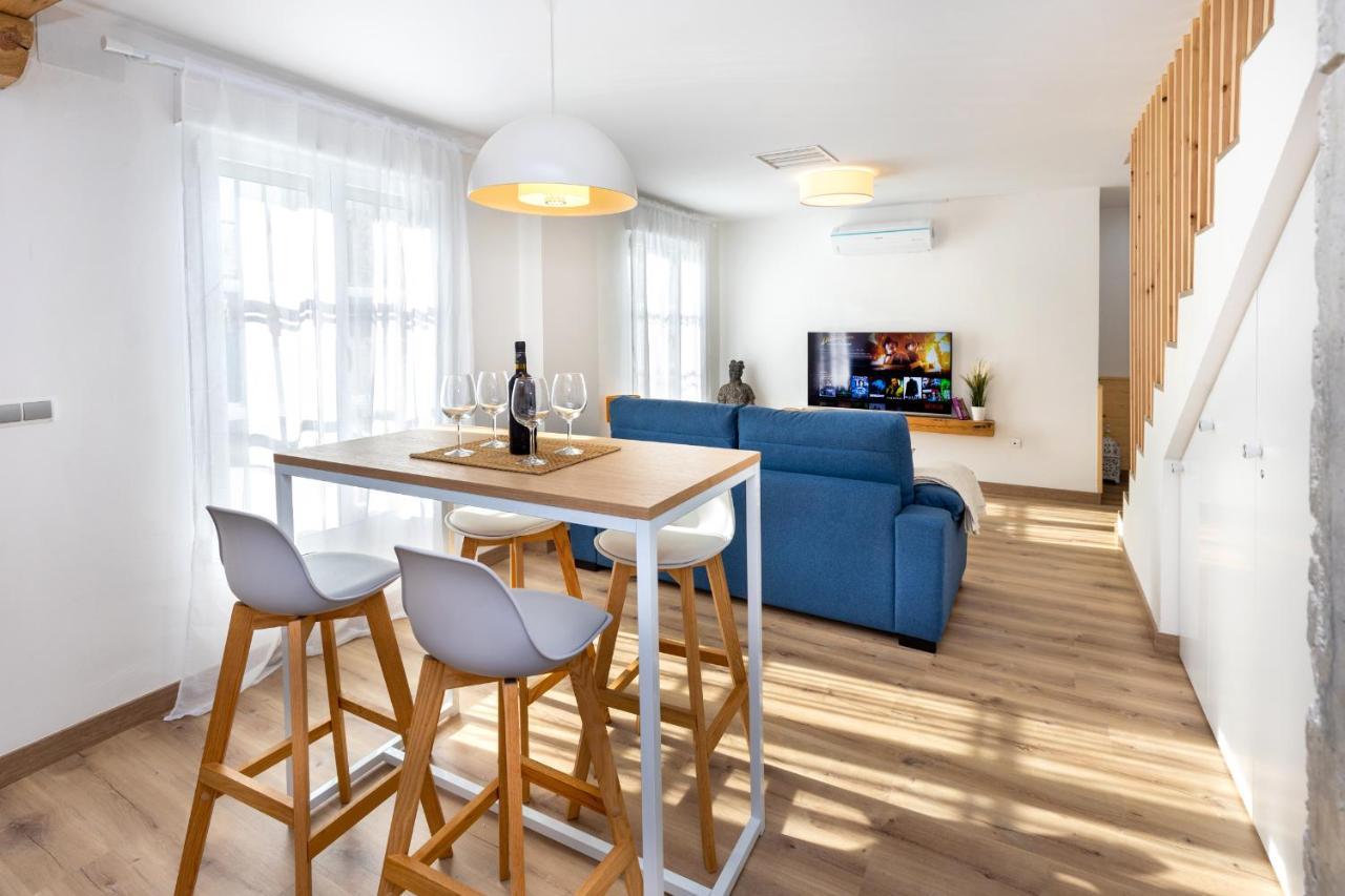 Living Albayzin. Parking & Wifi Apartment Granada