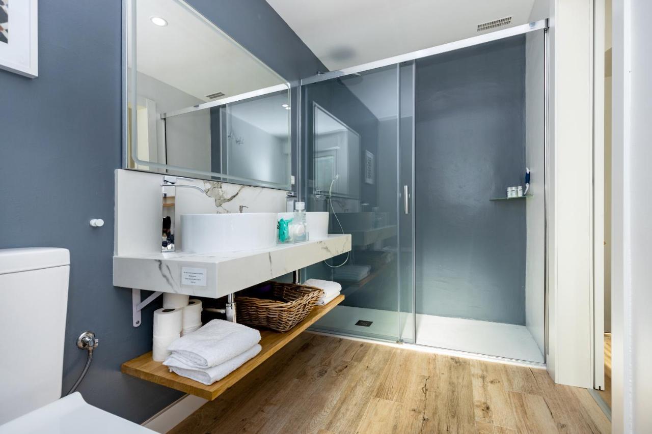 Living Albayzin. Parking & Wifi Apartment *
