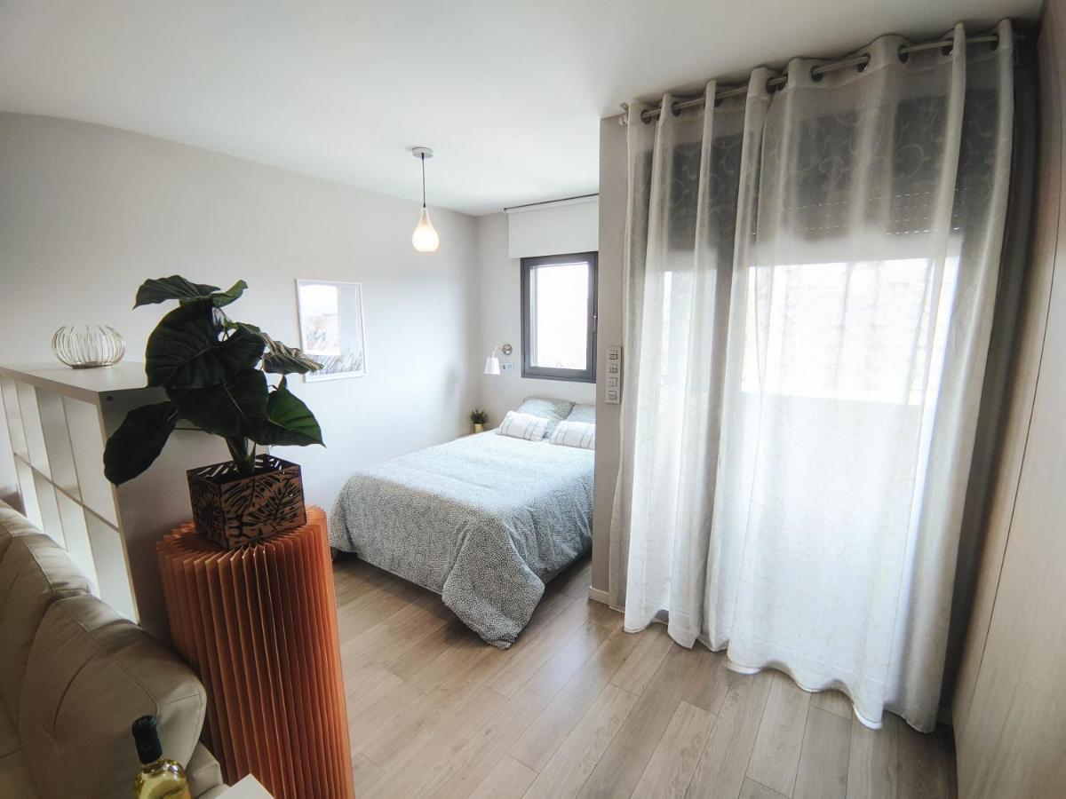 Estudio Dlux Apartment Granada