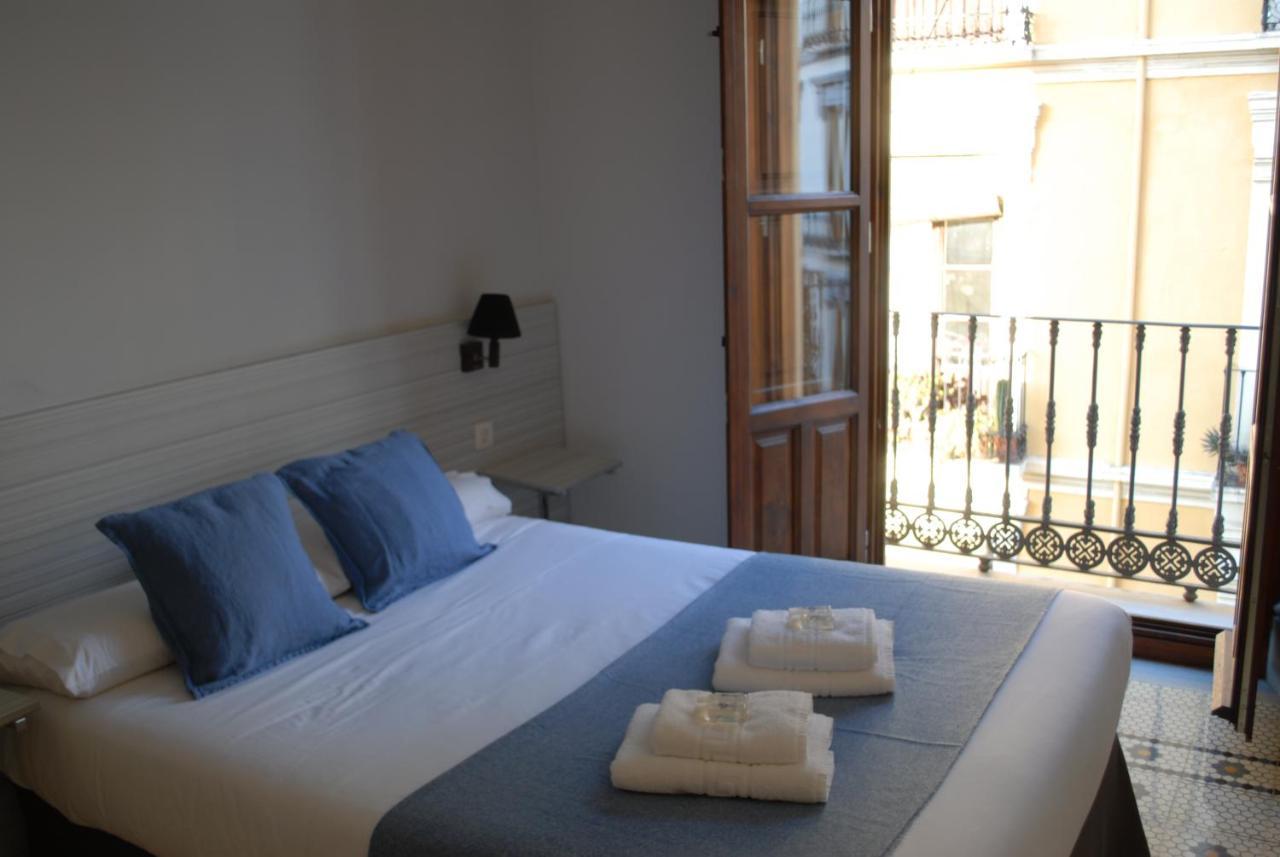 La Perla Guest house