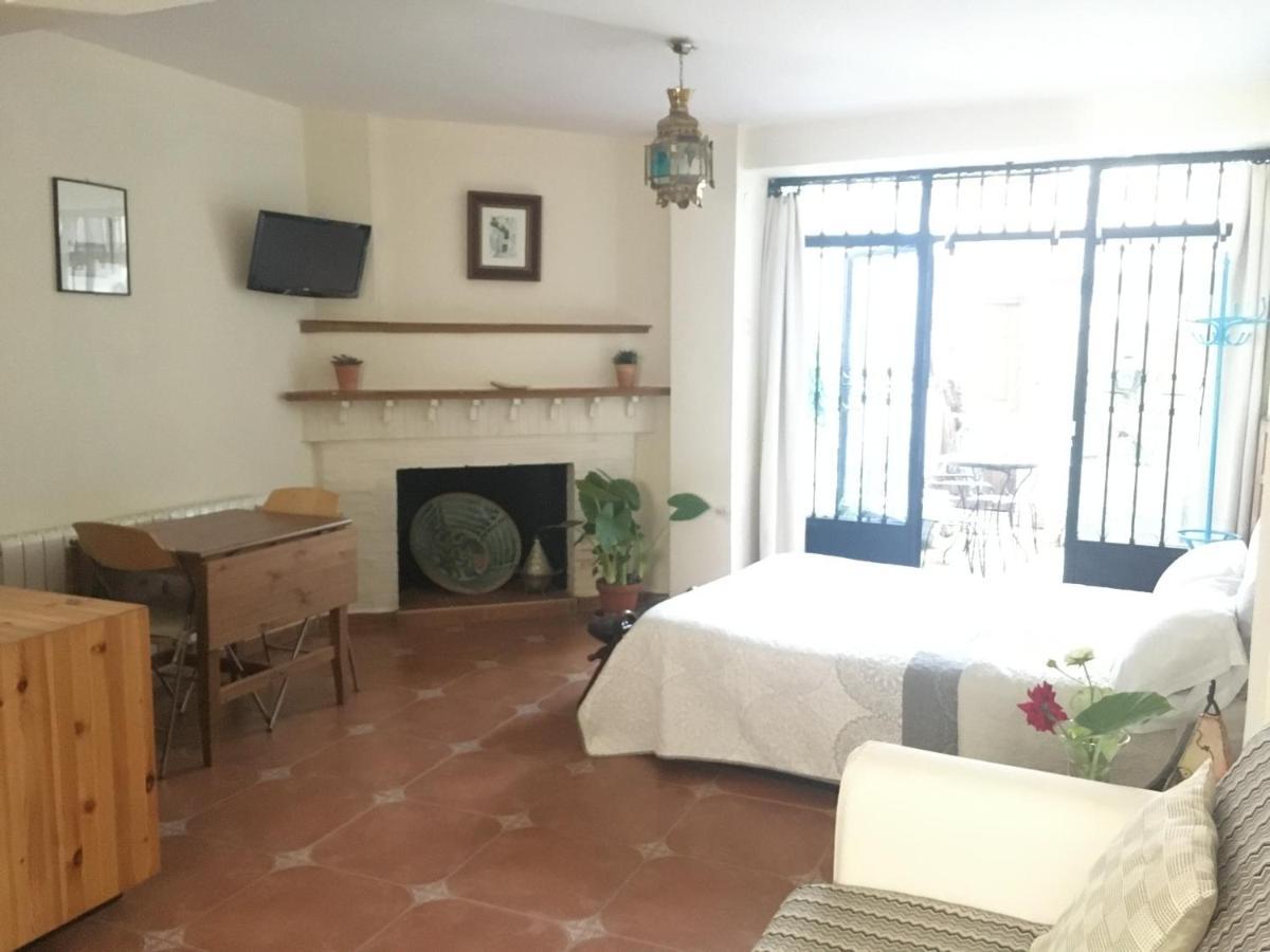 Patio Apartment Granada