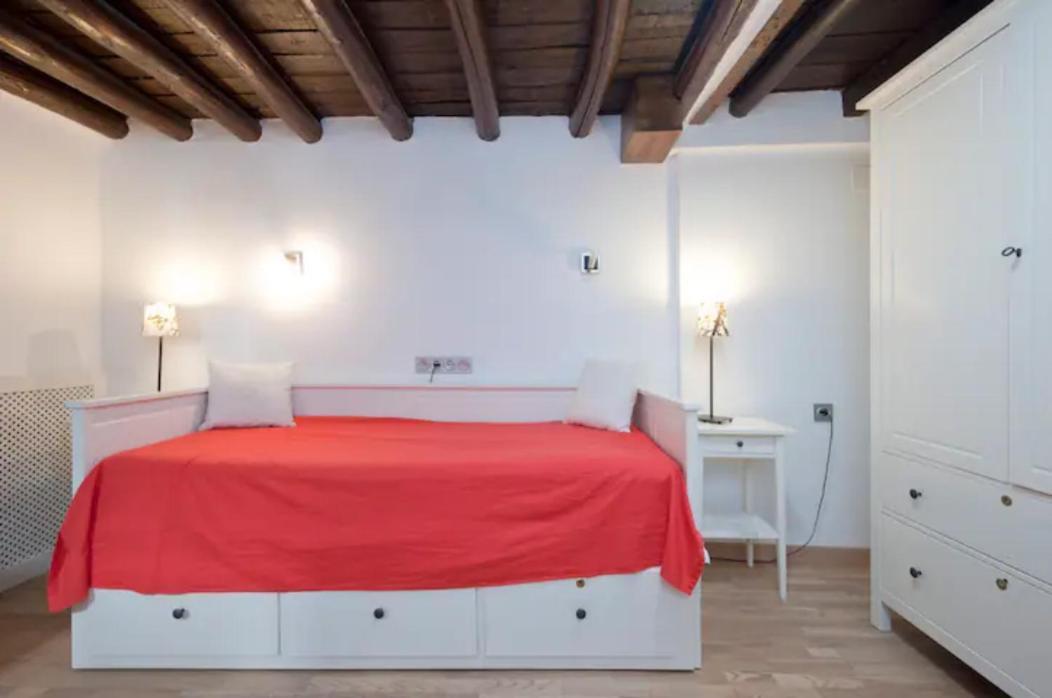 Holiday home Tu Casita En El Corazon De *