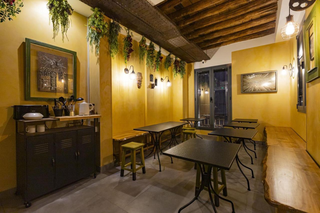 Hostel Carlota Braun