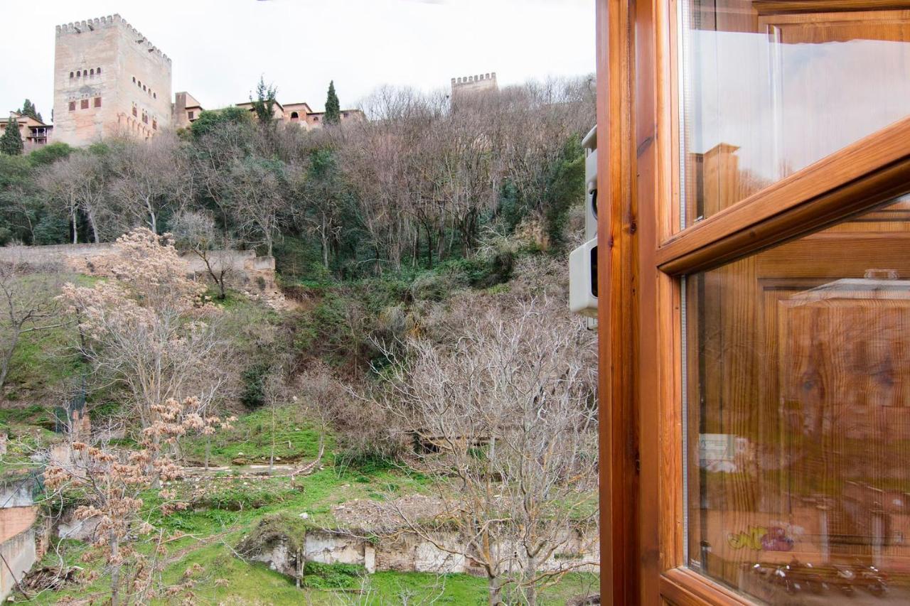 Chezmoihomes Alhambra Apartment