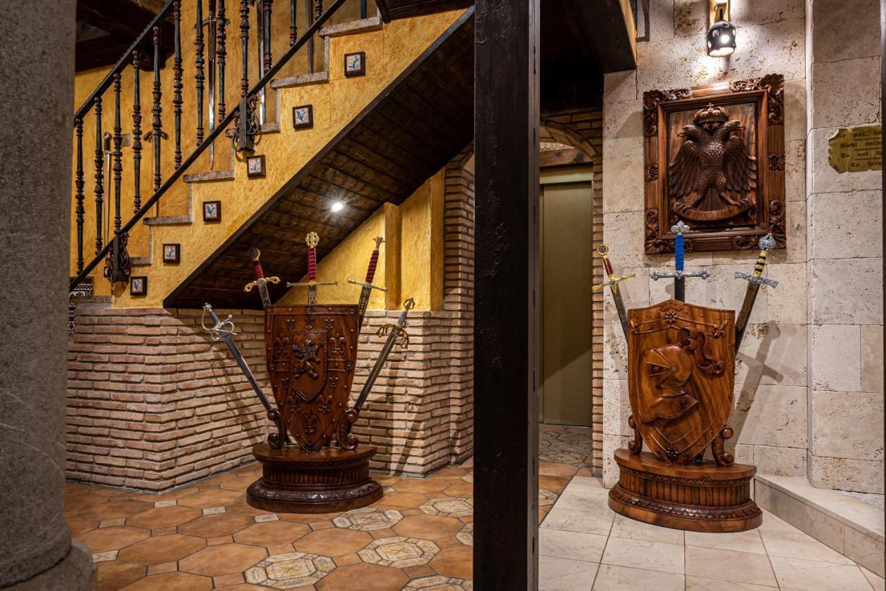 Casa De Reyes Khách sạn 2*