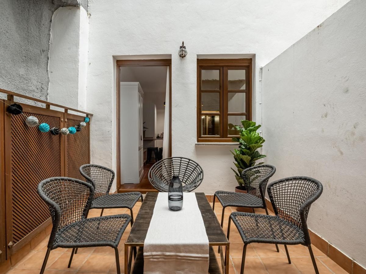 Apartment Limehome Calle Santa Ana Granada